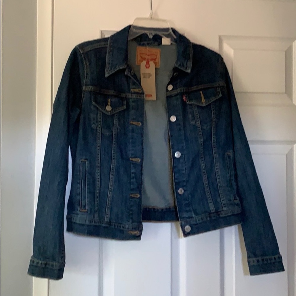 Levi Denim jacket. Original trucker female.